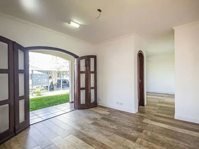 Casa 2 quartos e 2 banheiros, à venda, no bairro Cidade Industrial em Curitiba