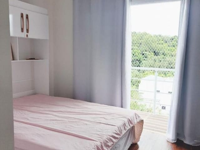 Casa com 388m² 4 quartos e 2 banheiros, à venda, no bairro Residencial dos Lagos em Cotia