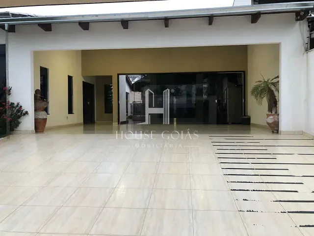 Casa com 540m² 4 quartos e 5 banheiros, à venda, no bairro Moinho dos Ventos em Goiânia