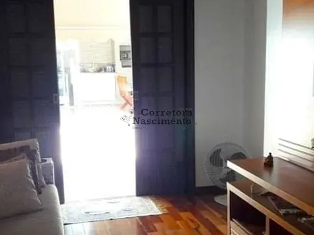 Casa com 250m² 2 quartos e 2 banheiros, à venda, no bairro Jardim Paraíba em Jacareí