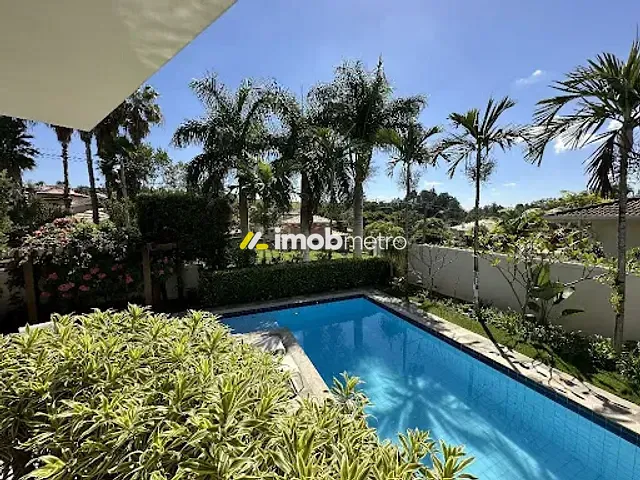 Casa com 880m² 5 quartos e 7 banheiros, à venda, no bairro Arboreto dos Jequitibás (Sousas) em Campinas
