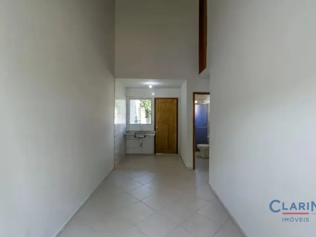 Casa 2 quartos e 1 banheiro, à venda, no bairro CRISTO REI em Campo Largo