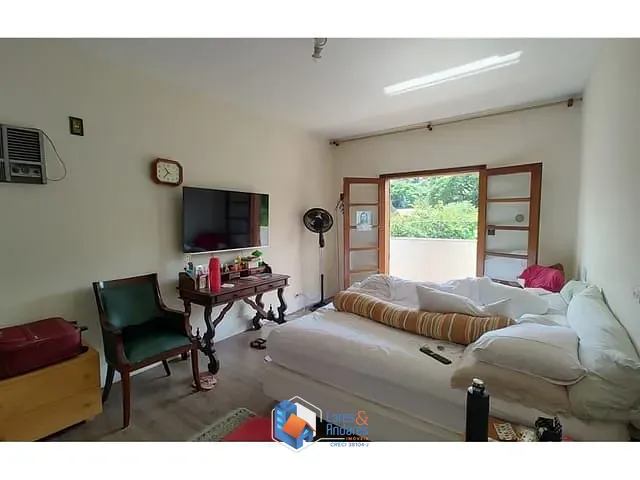 Casa 3 quartos e 6 banheiros, à venda, no bairro Jardim dos Estados em São Paulo