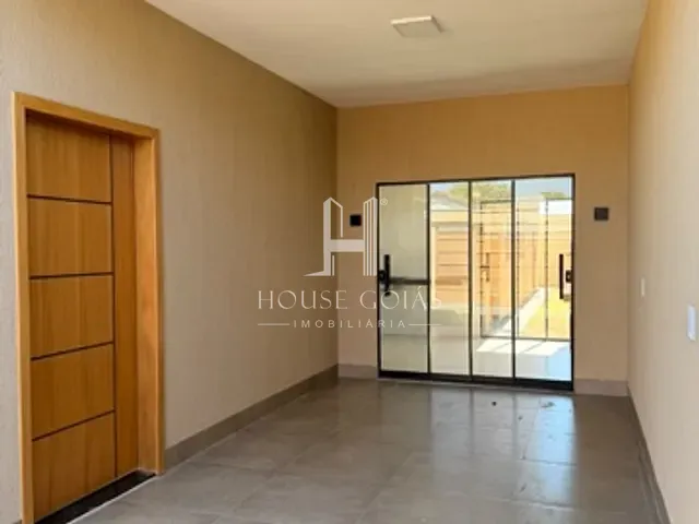 Casa com 190m² 3 quartos e 2 banheiros, à venda, no bairro Pontal Sul - Acréscimo em Aparecida de Goiânia