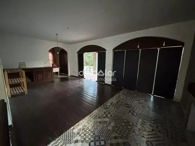 Casa com 1000m² 4 quartos e 5 banheiros, à venda, no bairro Braúnas em Belo Horizonte