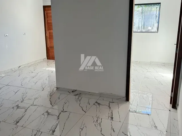 Casa com 220m² 2 quartos e 1 banheiro, à venda, no bairro Cará-cará em Ponta Grossa