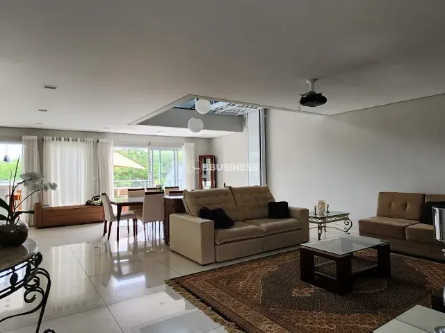 Casa 3 quartos e 5 banheiros, à venda, no bairro Parque das Quaresmeiras em Campinas
