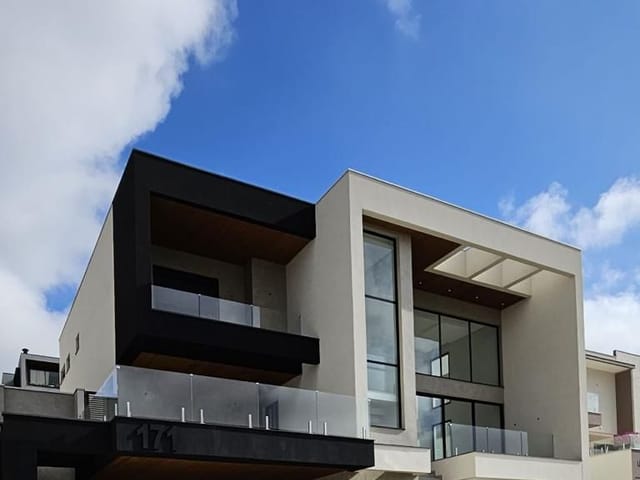 Casa com 900m² 4 quartos e 6 banheiros, à venda, no bairro Condomínio Reserva do Paratehy em São José dos Campos