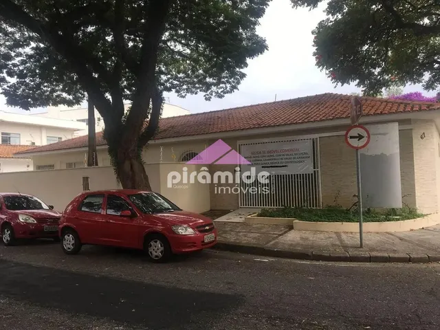 Casa com 300m² 1 quarto e 3 banheiros, para alugar, no bairro Vila Rubi em São José Dos Campos