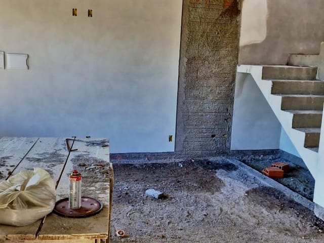 Casa com 231m² 3 quartos e 3 banheiros, à venda, no bairro Laranjal em Pelotas