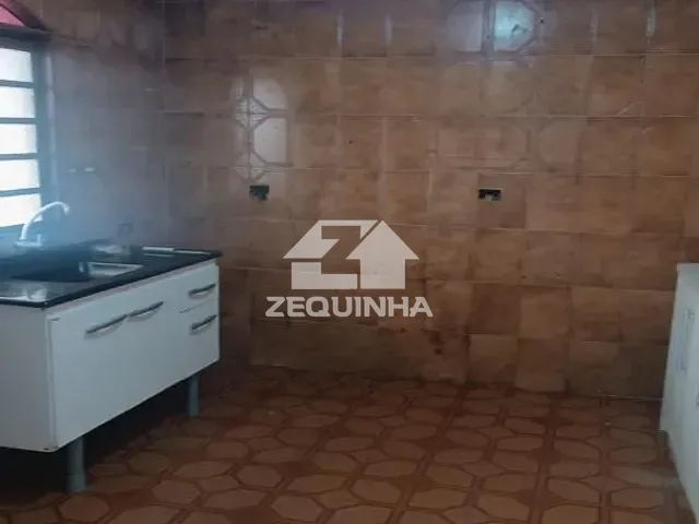 Casa com 100m² 2 quartos e 3 banheiros, para alugar, no bairro Sao Pedro em Osasco