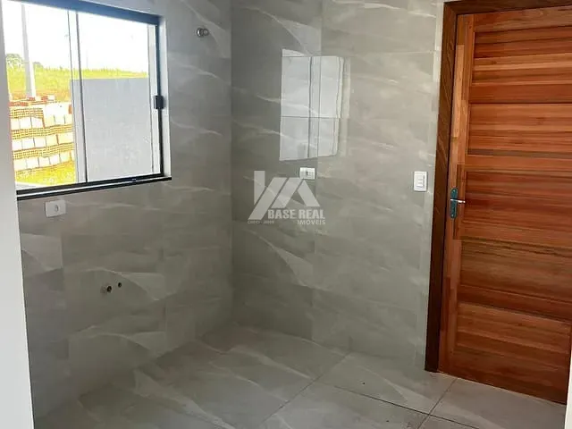 Casa 3 quartos e 2 banheiros, à venda, no bairro Neves em Ponta Grossa