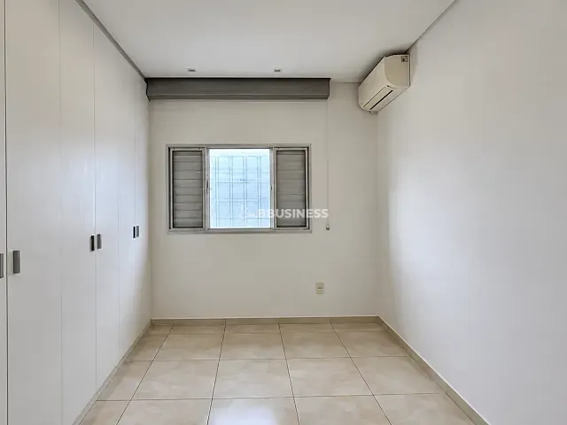 Casa 3 quartos e 3 banheiros, à venda, no bairro Jardim Ibirapuera em Campinas