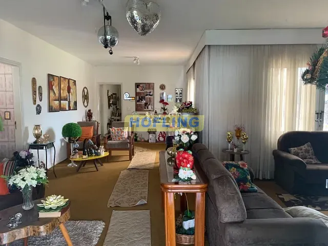 Casa com 800m² 3 quartos e 3 banheiros, à venda, no bairro Cidade Jardim em Rio Claro