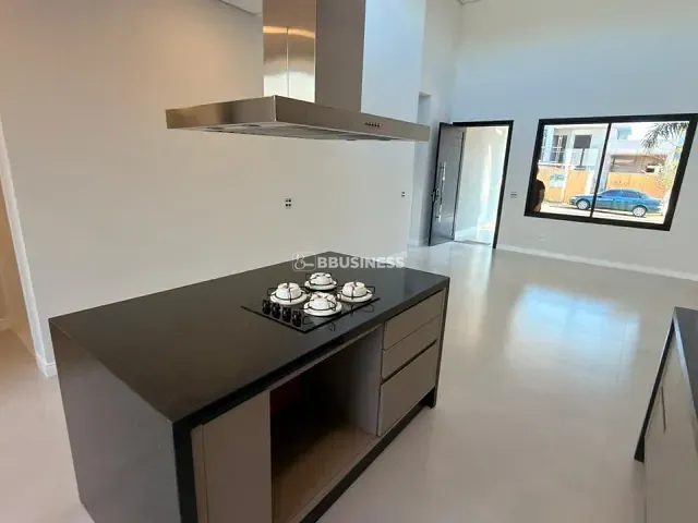 Casa 3 quartos e 4 banheiros, à venda, no bairro São Bento em Paulínia