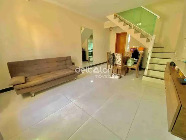 Casa com 74m² 2 quartos e 2 banheiros, à venda, no bairro Planalto em Belo Horizonte