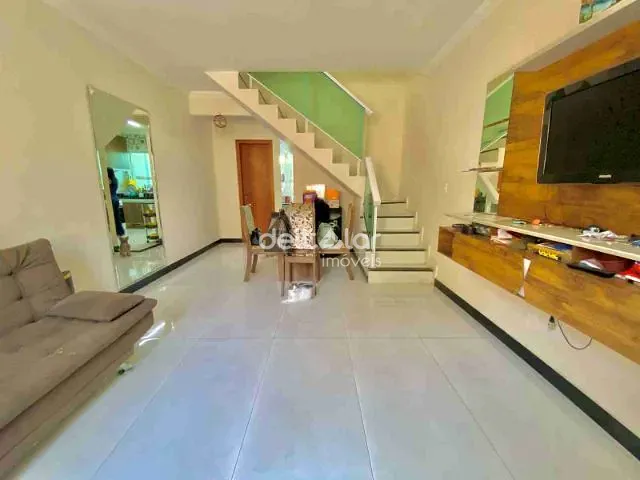 Casa com 74m² 2 quartos e 2 banheiros, à venda, no bairro Planalto em Belo Horizonte