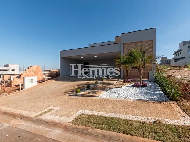 Casa com 300m² 3 quartos e 5 banheiros, à venda, no bairro Parque Brasil 500 em Paulínia