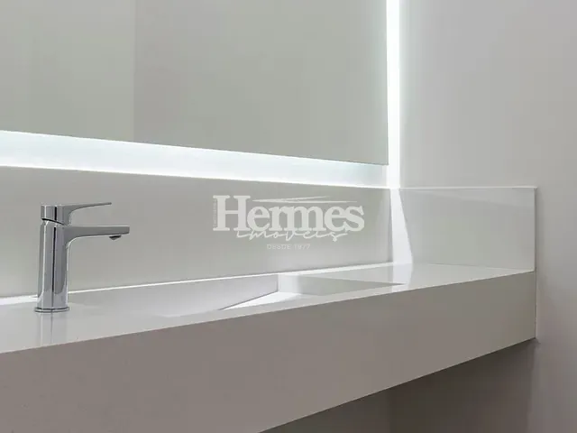 Casa com 300m² 3 quartos e 5 banheiros, à venda, no bairro Parque Brasil 500 em Paulínia