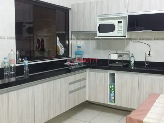 Casa 2 quartos e 2 banheiros, à venda, no bairro Santa Terezinha em São Bernardo do Campo