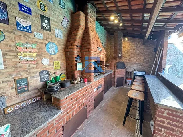 Casa com 253m² 2 quartos e 3 banheiros, à venda, no bairro Condomínio Jardim das Paineiras em Itatiba