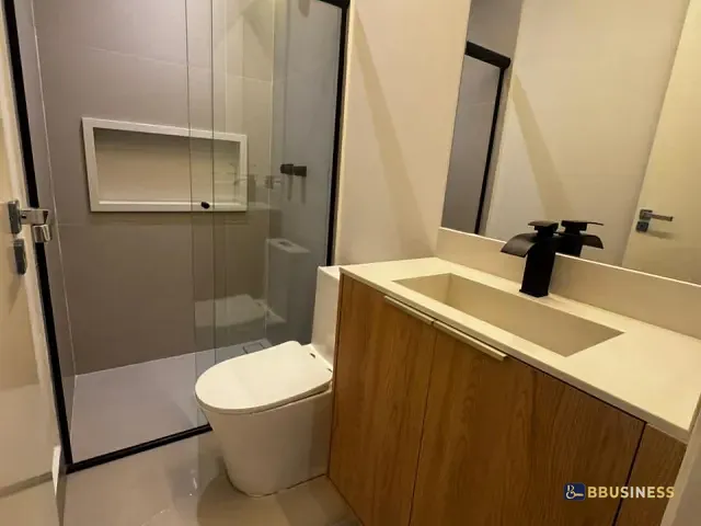 Casa 3 quartos e 4 banheiros, à venda, no bairro Parque Brasil 500 em Paulínia