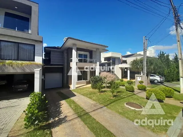 Casa com 300m² 3 quartos e 4 banheiros, à venda ou para alugar, no bairro Oficinas em Ponta Grossa
