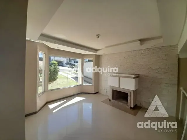 Casa com 300m² 3 quartos e 4 banheiros, à venda ou para alugar, no bairro Oficinas em Ponta Grossa