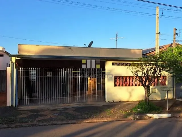 Casa com 250m² 3 quartos e 1 banheiro, à venda, no bairro Parque João de Vasconcelos em Sumaré