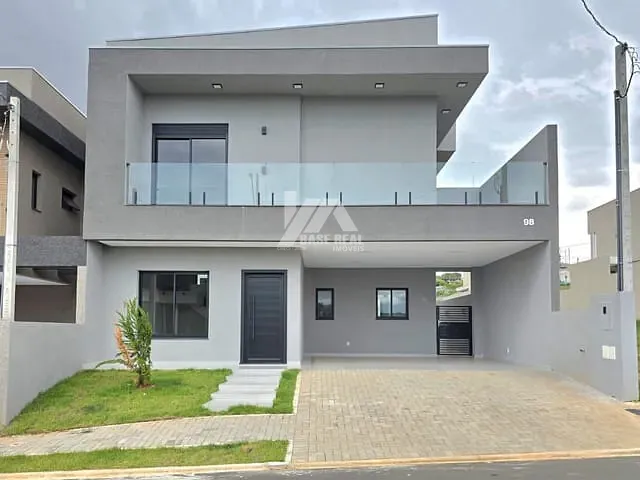 Casa com 200m² 3 quartos e 3 banheiros, à venda, no bairro Jardim Carvalho em Ponta Grossa