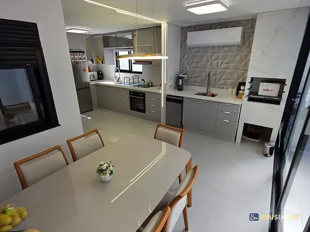 Casa com 120m² 2 quartos e 2 banheiros, à venda, no bairro Mauá em São Caetano do Sul