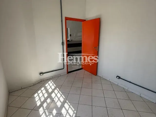 Casa com 312m², para alugar, no bairro Santa Cecília em Paulínia