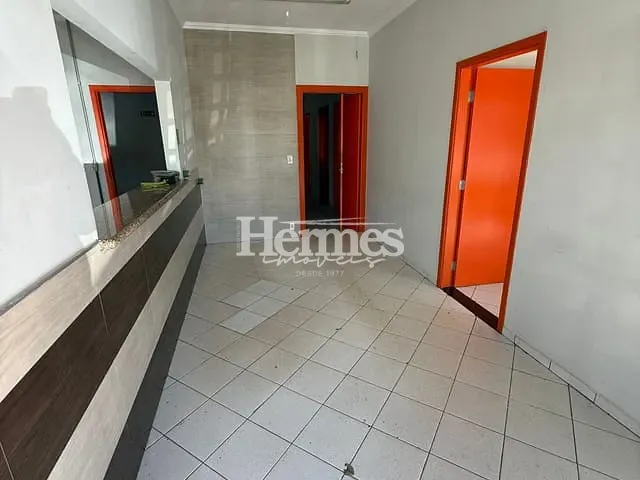 Casa com 312m², para alugar, no bairro Santa Cecília em Paulínia
