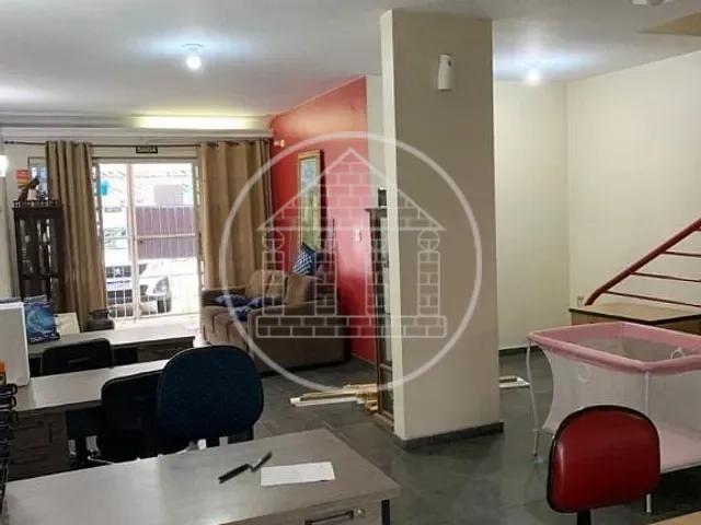 Casa com 200m², à venda ou para alugar, no bairro Santo Amaro em São Paulo