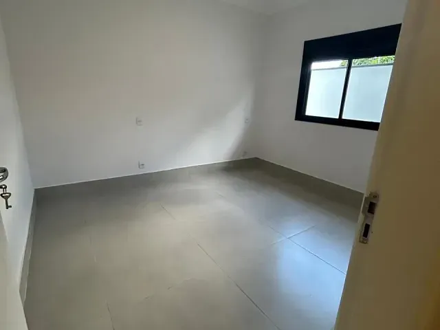 Casa 3 quartos e 2 banheiros, à venda, no bairro Bosque em Vinhedo