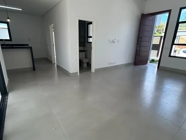 Casa 3 quartos e 2 banheiros, à venda, no bairro Bosque em Vinhedo