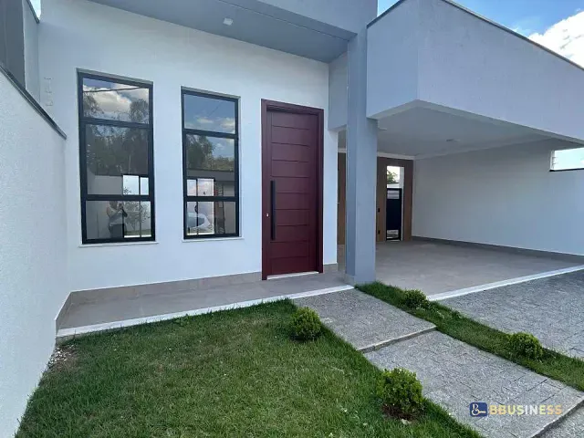 Casa 3 quartos e 2 banheiros, à venda, no bairro Bosque em Vinhedo