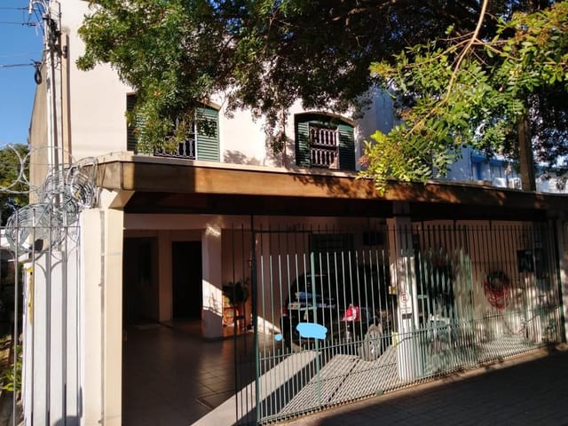 Casa com 396m² 7 quartos e 4 banheiros, à venda, no bairro Centro em São José dos Campos
