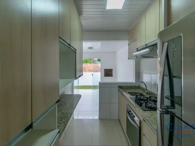 Casa 2 quartos e 1 banheiro, à venda, no bairro JARDIM FLORESTAL em Campo Largo