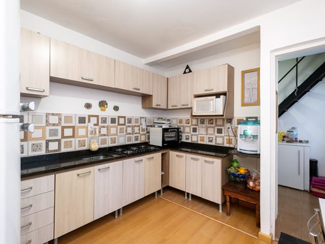 Casa 4 quartos e 4 banheiros, à venda, no bairro Centro em Pelotas