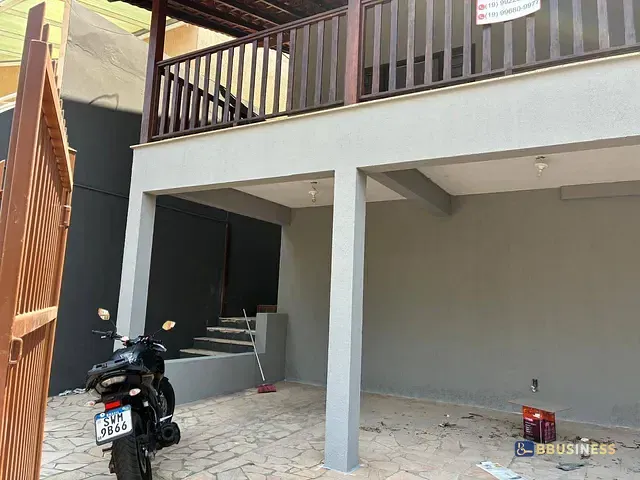 Casa 3 quartos e 2 banheiros, à venda, no bairro Bosque em Vinhedo