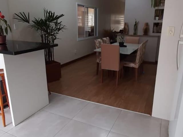 Casa 3 quartos e 3 banheiros, à venda, no bairro Três Vendas em Pelotas