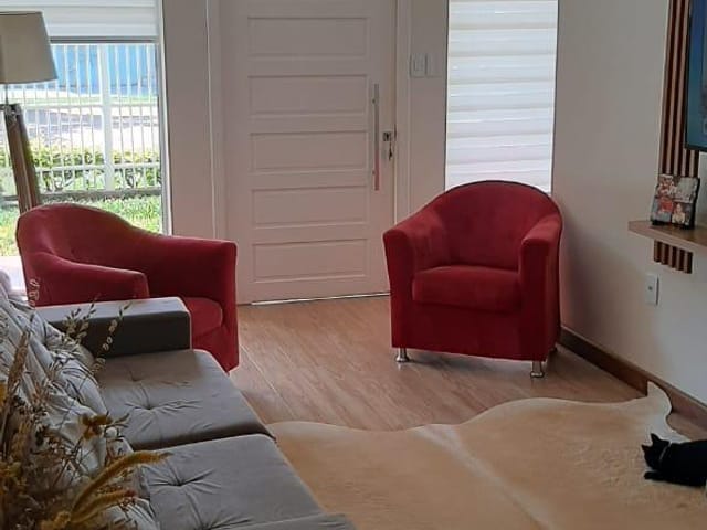 Casa 3 quartos e 3 banheiros, à venda, no bairro Três Vendas em Pelotas