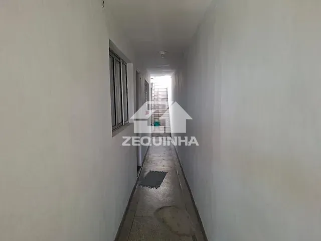Casa com 120m² 3 quartos e 1 banheiro, para alugar, no bairro Jaguaribe em Osasco