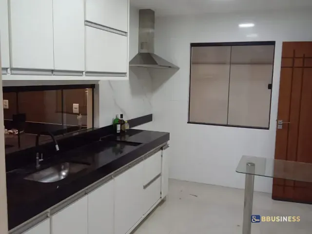 Casa 3 quartos e 4 banheiros, à venda, no bairro Parque Tarcisio Miranda em Campos dos Goytacazes