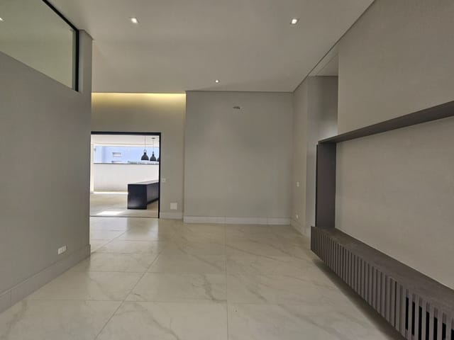 Casa com 450m² 3 quartos e 5 banheiros, à venda ou para alugar, no bairro Jardim do Golfe em São José dos Campos
