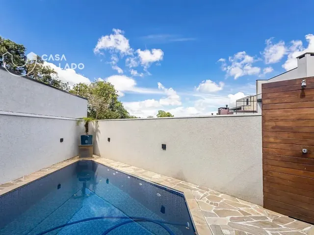Casa com 310m² 3 quartos e 4 banheiros, à venda, no bairro Boa Vista em Curitiba