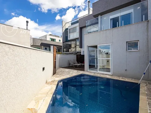 Casa com 310m² 3 quartos e 4 banheiros, à venda, no bairro Boa Vista em Curitiba