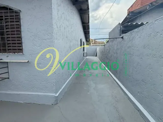 Casa com 200m² 3 quartos e 2 banheiros, para alugar, no bairro Jardim Nazareth em São José do Rio Preto