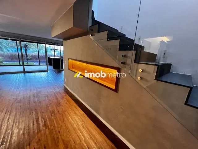 Casa com 400m² 4 quartos e 7 banheiros, à venda, no bairro Gramado em Campinas